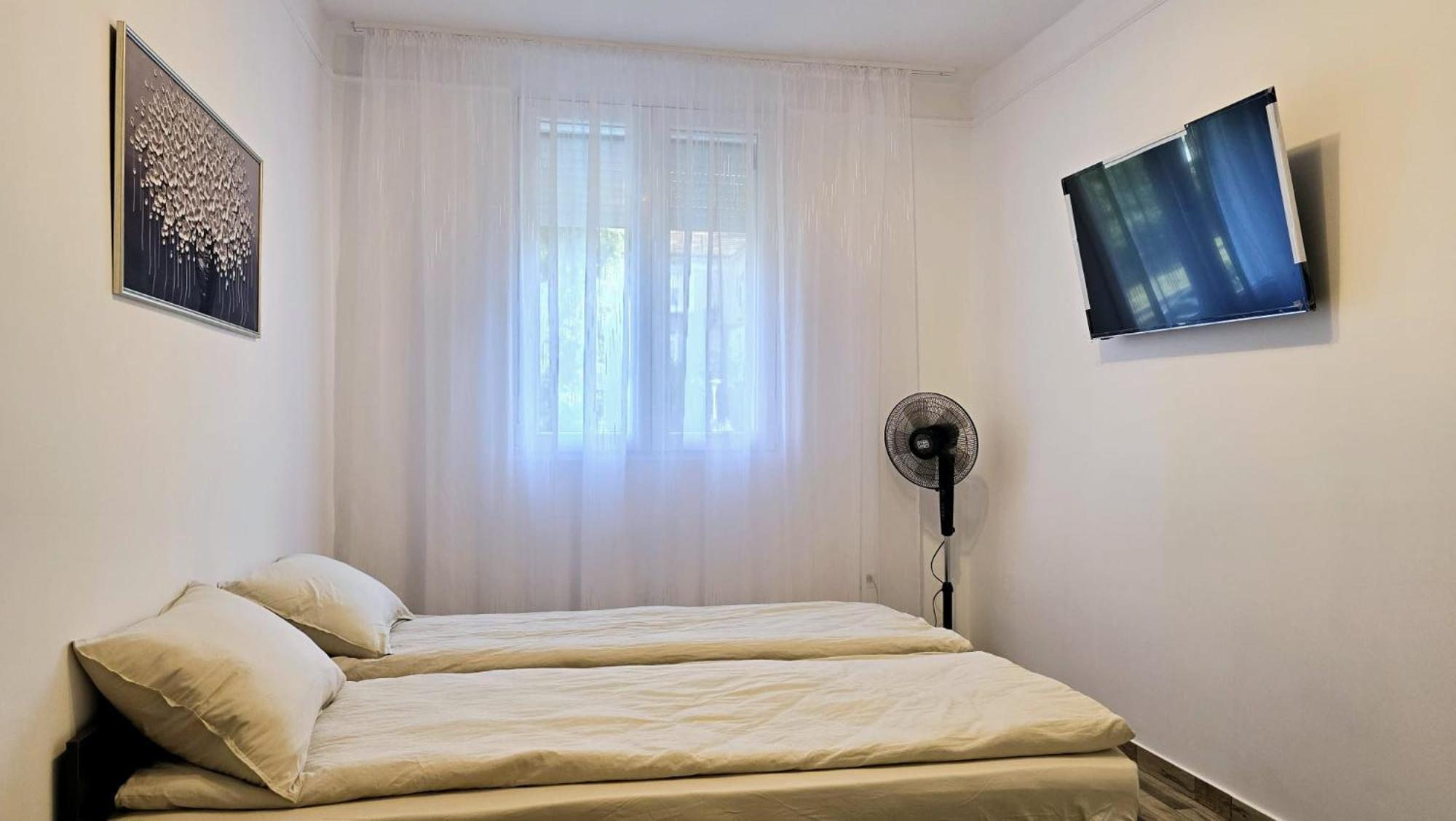 Apartament 3 Camere Hd Vajdahunyad Kültér fotó