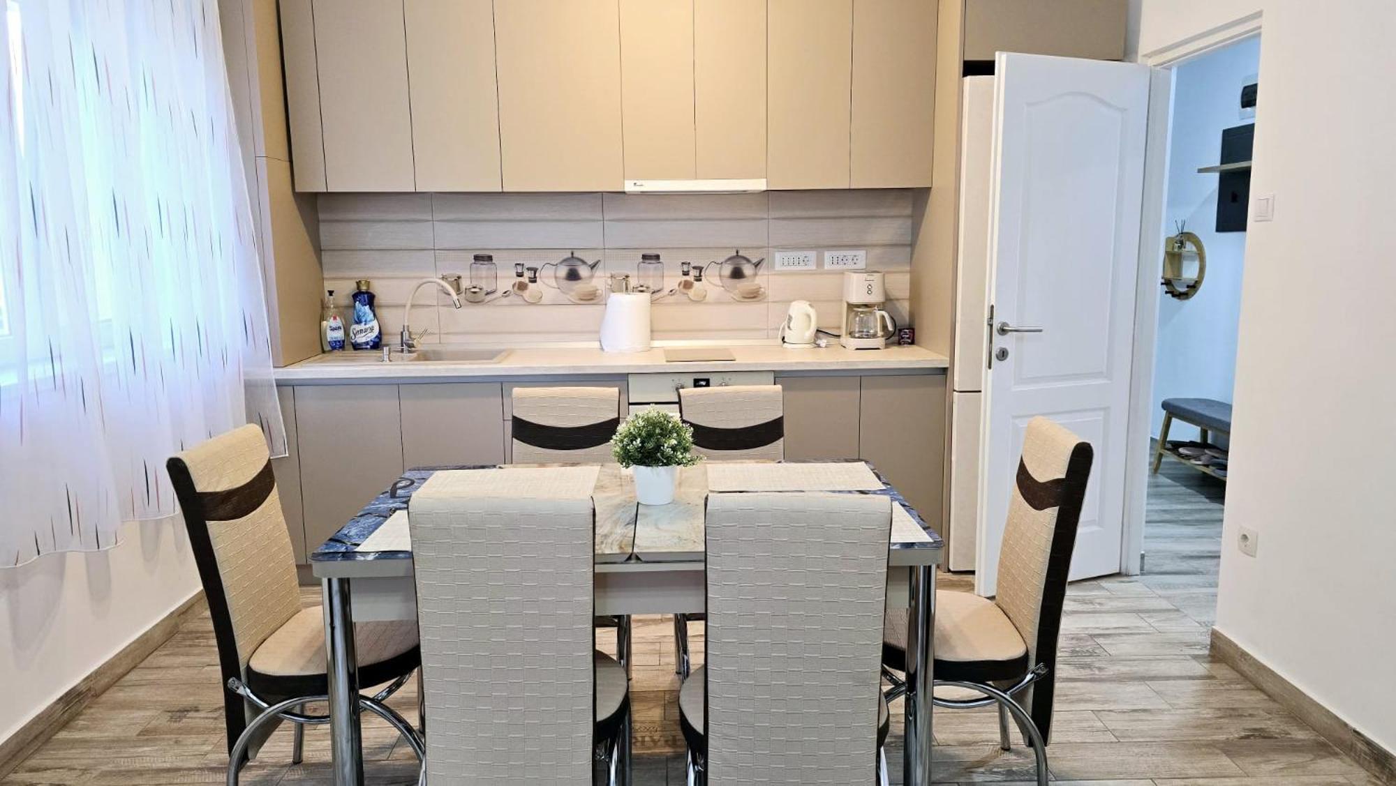 Apartament 3 Camere Hd Vajdahunyad Kültér fotó
