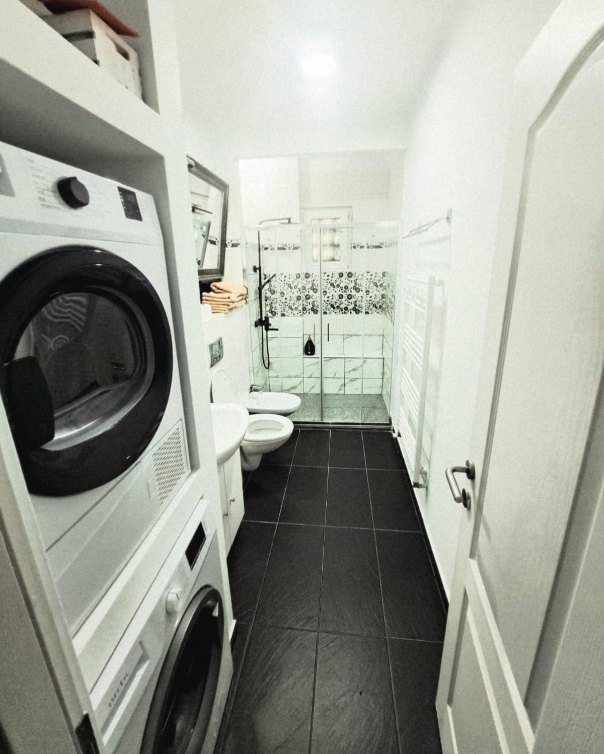 Apartament 3 Camere Hd Vajdahunyad Kültér fotó
